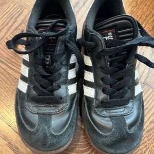 Adidas Samba Classic size 2